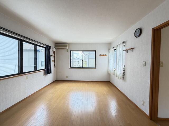 5SLDK Resale House in Itako, Ibaraki - 115.92m2 - Thumbnail 3