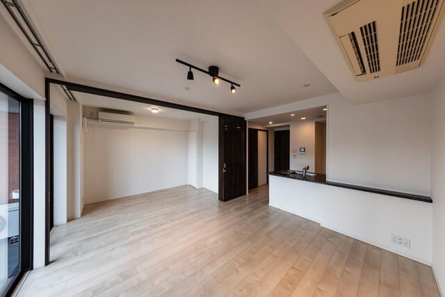 2LDK Apartment in City House Hiroo Minami, Ebisu, Tokyo - Thumbnail 3