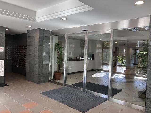 1K Apartment for Sale in Ebisu, Shibuya, Tokyo - 44 sqm - Thumbnail 2