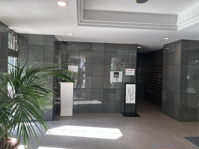 1K Apartment for Sale in Ebisu, Shibuya, Tokyo - 44 sqm - Thumbnail 4