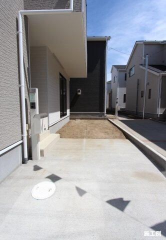 New 4LDK House in Atsugi with Seismic Design and 2 Parking Spaces - Thumbnail 3