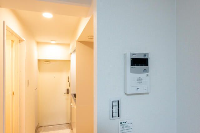 Renovated Studio Apartment for Sale in Shibuya, Tokyo - Thumbnail 3