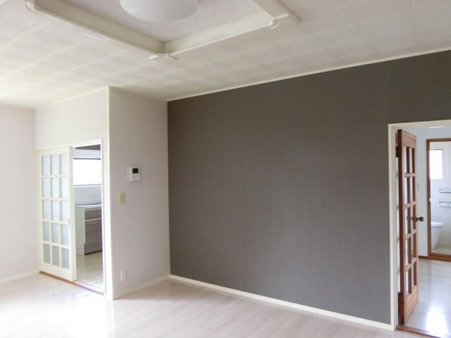 Renovated 4LDK House in Miho Village, Ibaraki - Thumbnail 3