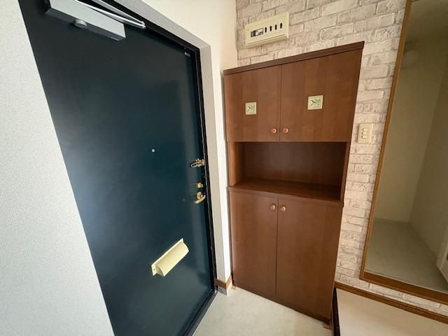 1K Apartment for Rent in Tottori City, Tottori Prefecture - Thumbnail 2
