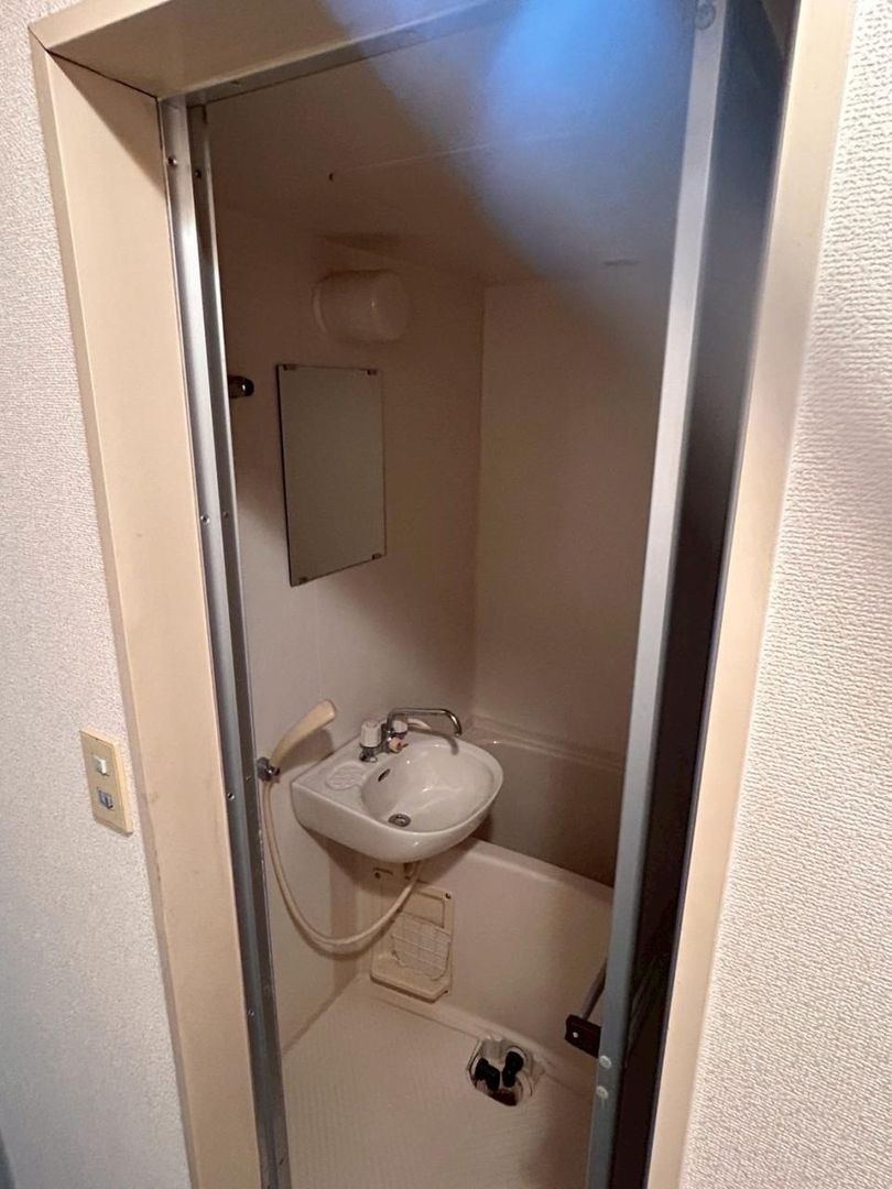 Otsu Studio Apartment for Sale with 14% Yield Near Lake Biwa - Thumbnail 4