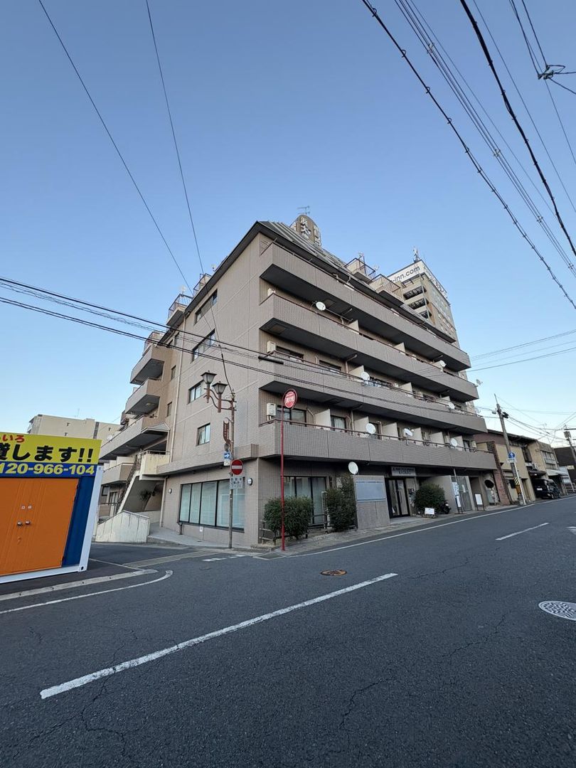 Otsu Studio Apartment for Sale with 14% Yield Near Lake Biwa - Image 1