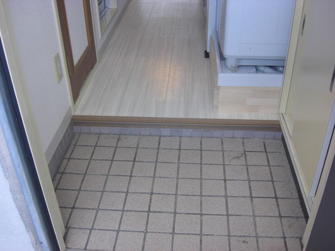 1K Apartment for Rent in Yodogawa, Osaka - Fully Equipped, Near Station - Thumbnail 4