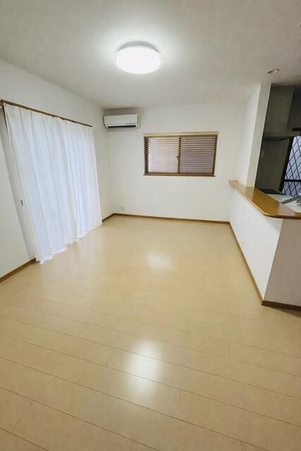 3SLDK Detached House for Sale in Izumi City, Osaka - Thumbnail 3