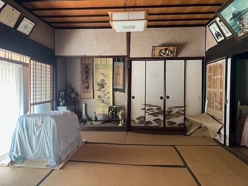 1903 Historic 5LDK Wooden House on Large Plot in Shiso, Hyogo - Thumbnail 4