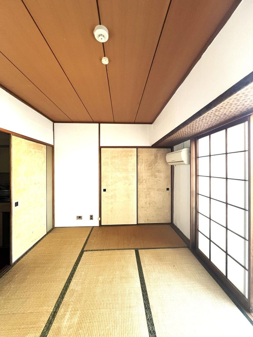 Resort Condo in Kaike Onsen Yonago with Sea View & Hot Spring - Thumbnail 4