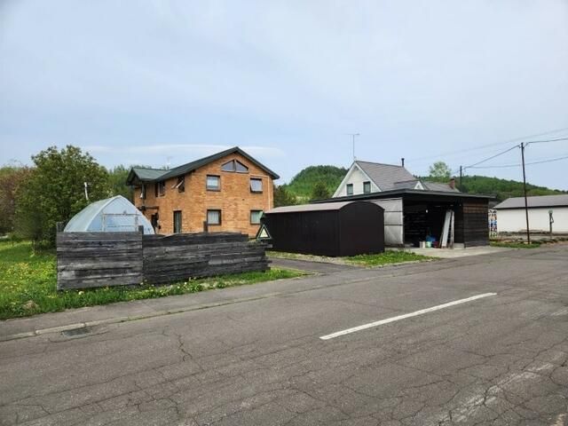 6LDK House for Sale in Higashikawa, Hokkaido - 276.85 Tsubo Land - Thumbnail 3