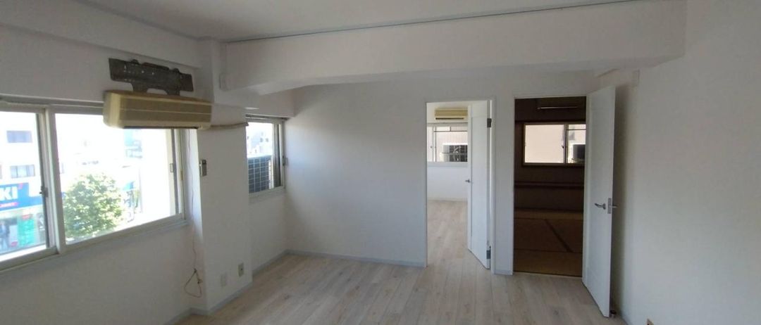 2LDK Apartment for Sale in Nakano, Tokyo near Shin-Egota Station - Thumbnail 3