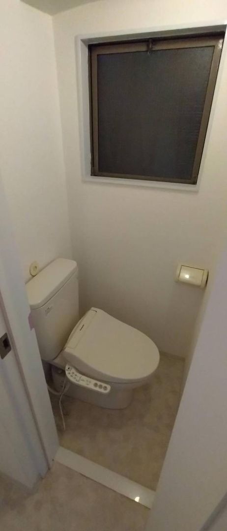 2LDK Apartment for Sale in Nakano, Tokyo near Shin-Egota Station - Thumbnail 4