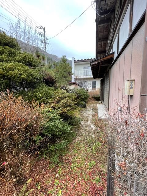 Traditional Tile-Roof Japanese House for Sale in Minami-Kiso, Nagano - Thumbnail 4
