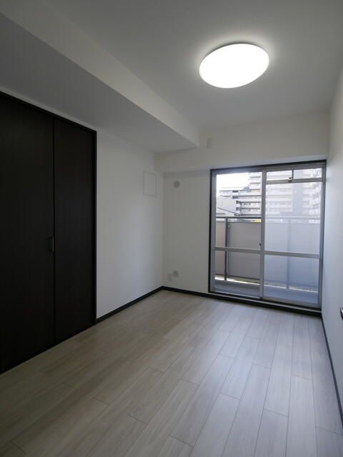 Renovated 3LDK Corner Apartment in Osaka Sayama - 85.44 sqm - Thumbnail 3