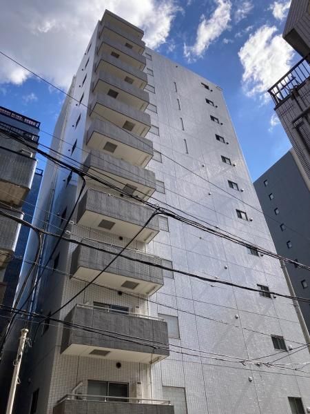 1K Apartment for Sale in Taito, Tokyo - Corner Unit, Dual Aspect - Image 1