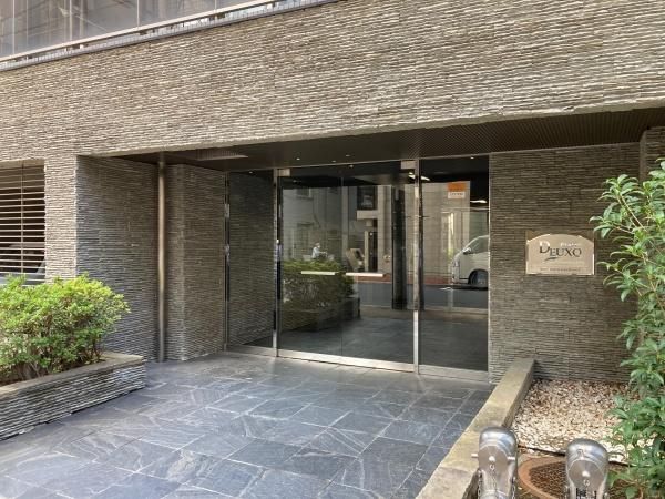 1K Apartment for Sale in Taito, Tokyo - Corner Unit, Dual Aspect - Thumbnail 3