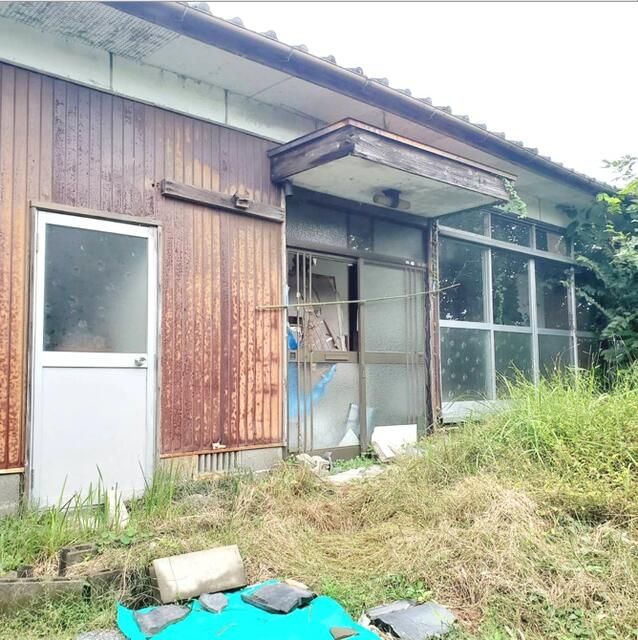 Residential Land with Old House for Sale in Miyakonojo, Miyazaki - Thumbnail 3
