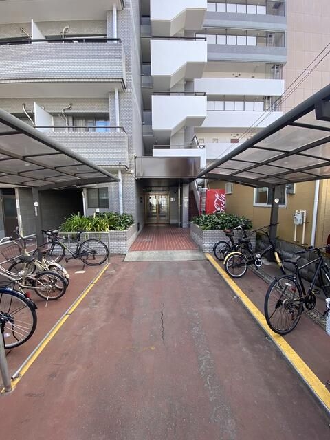 1K Apartment for Sale in Kagoshima City with Tenant Income - Thumbnail 2