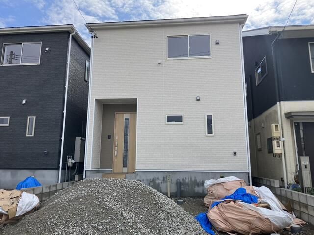 New 3LDK House with Roofed Balcony & Earthquake Safety in Toyohashi - Thumbnail 3