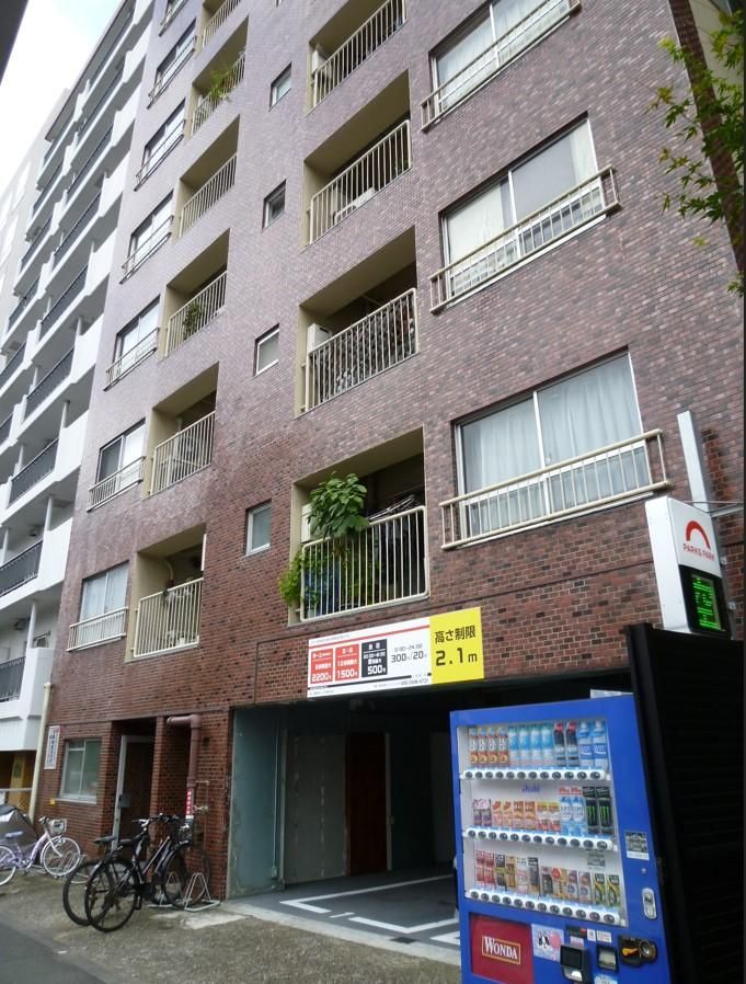 2DK Condo for Sale in Shinjuku, Tokyo - Investment Property - Thumbnail 3