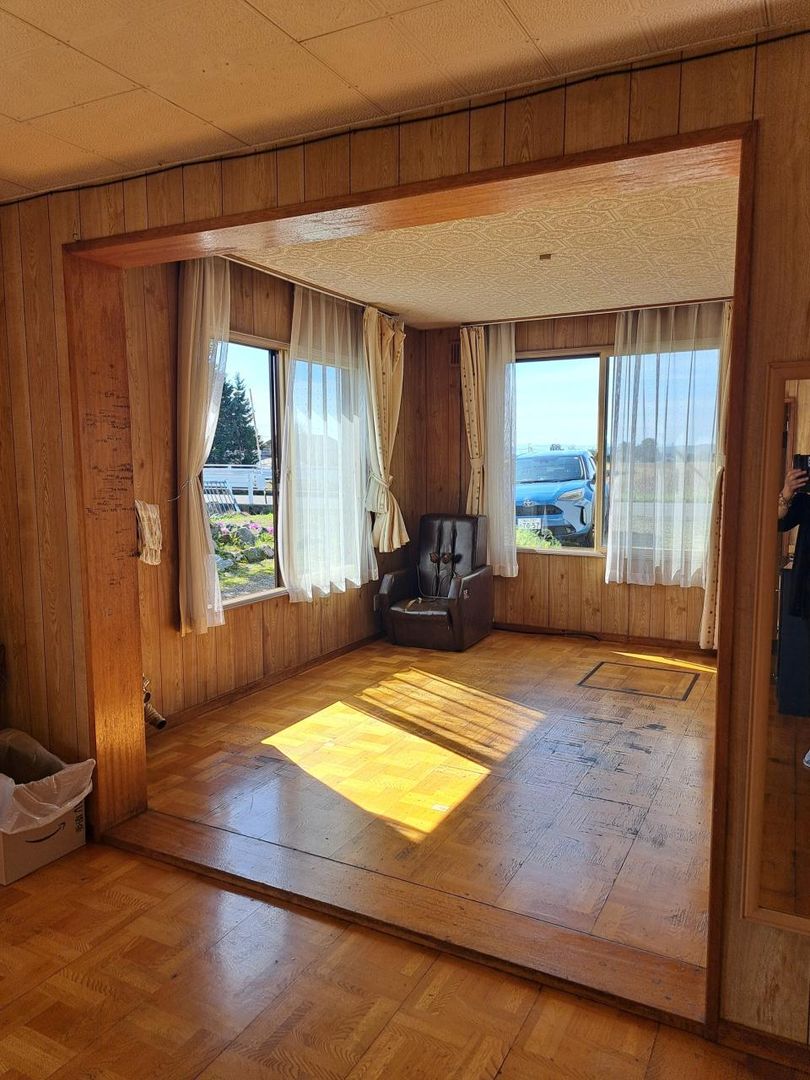 5LDK House on 260 Tsubo Land with Mountain Views in Pippu, Hokkaido - Thumbnail 3