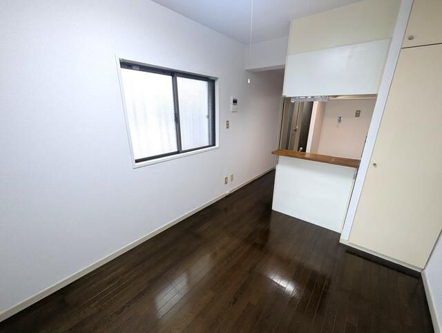 Studio Apartment for Sale in Nerima, Tokyo - Investment Property - Thumbnail 3