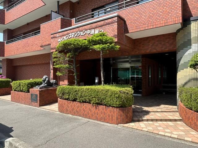 2DK Apartment for Sale in Akita City Near Station - Thumbnail 2