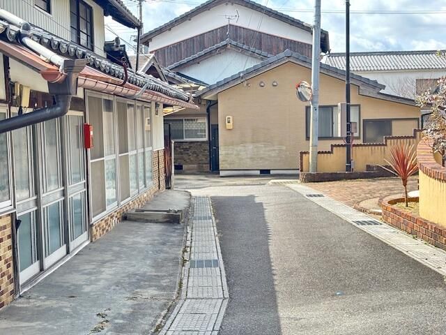 Traditional 5K House in Shigaraki Pottery Town | 2.5M Yen - Thumbnail 2