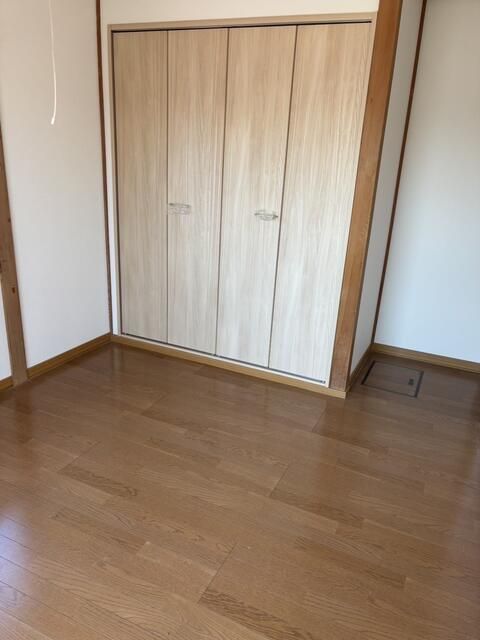 Renovated 4SLDK Detached House for Sale in Abashiri, Hokkaido - Thumbnail 2