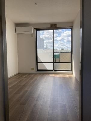 1R Apartment for Rent in Hirakata, Osaka - Near Nagao Station - Thumbnail 4