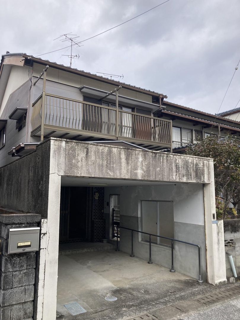 5DK Detached House for Sale in Kochi City, Kochi Prefecture - Thumbnail 2