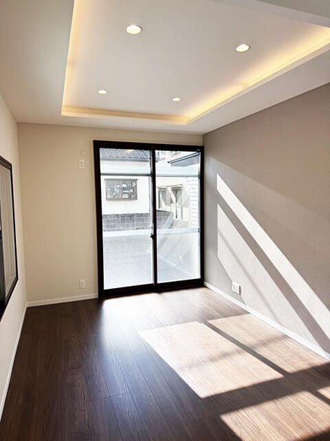 Renovated 3LDK House in Quiet Matsuyama Neighborhood - Thumbnail 4