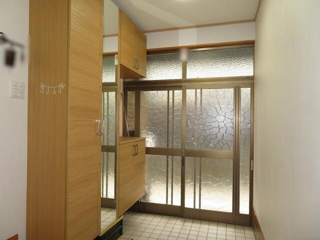 Renovated 4LDK House in Matsuyama, Ehime - Thumbnail 2