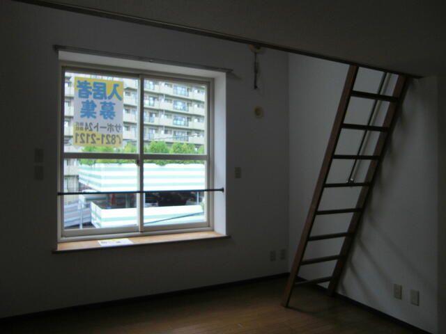 30.5 sqm Rental Apartment in Toyohira-ku, Sapporo - Thumbnail 2