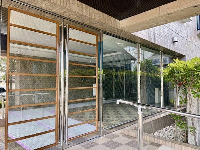 3LDK Apartment for Sale in Urayasu, Chiba - 70.59 sqm - Thumbnail 3