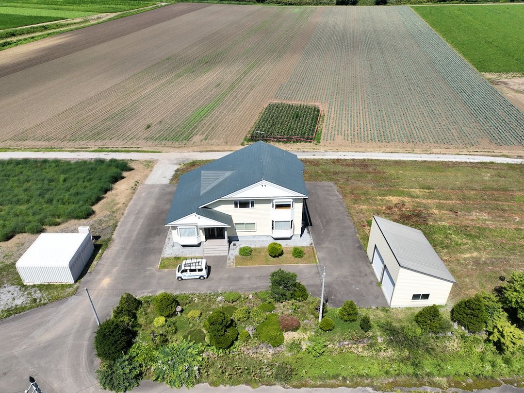 Makkari Sun House: 5-Bed Holiday Villa Near Niseko & Rusutsu - Thumbnail 4