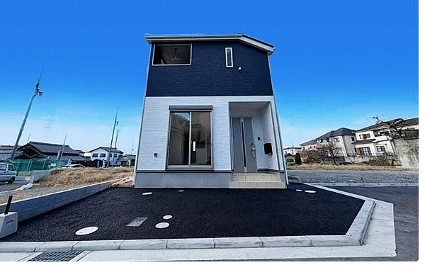 New 3SLDK House in Neyagawa, Osaka - Corner Lot, 2025 Build - Thumbnail 2