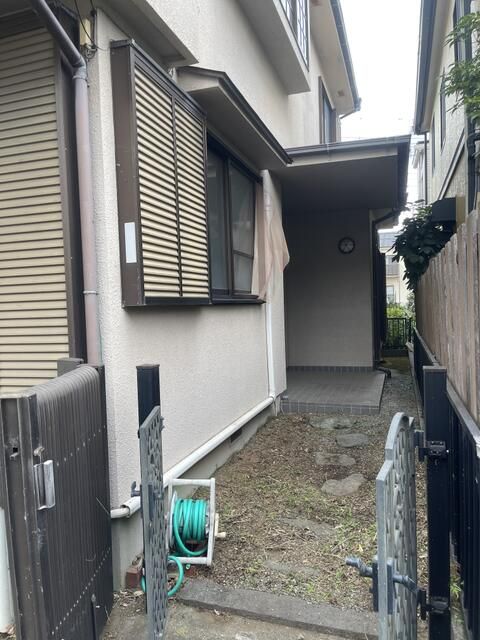 4SLDK House for Sale in Odawara with 3-Sided Light & Garden - Thumbnail 3