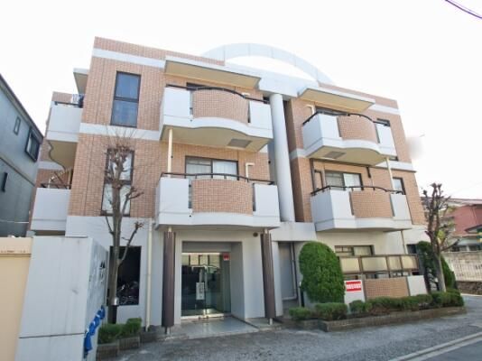 3LDK Ground Floor Apartment with Garden in Adachi, Tokyo - Thumbnail 3