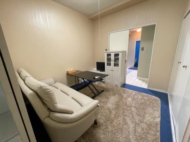 2K Condo with In-Room Hot Spring in Quiet Shizuoka Villa Area - Thumbnail 3