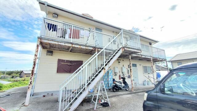 Affordable 2DK Apartment for Rent in Kunisaki City, Oita - Thumbnail 2