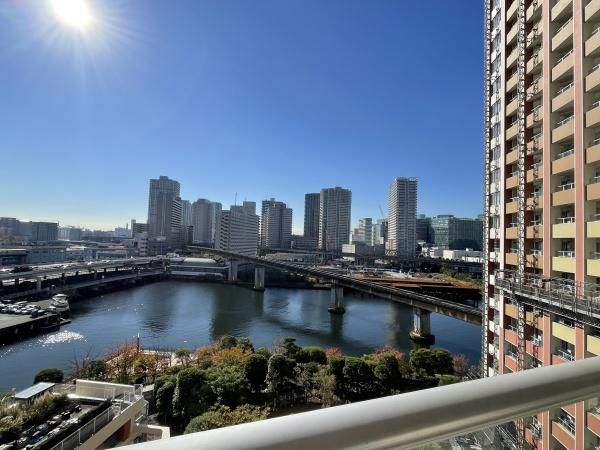 Shibaura Island Cape Tower 2LDK Apartment for Sale in Minato, Tokyo - Thumbnail 4