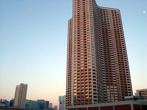 Shibaura Island Cape Tower 2LDK Apartment for Sale in Minato, Tokyo - Thumbnail 2