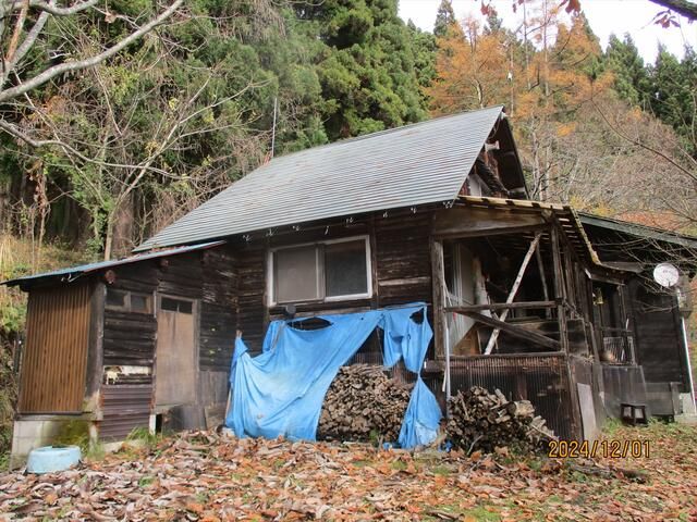 Mountain House for Sale in Iizuna, Nagano - Akiya Bank Property - Thumbnail 2