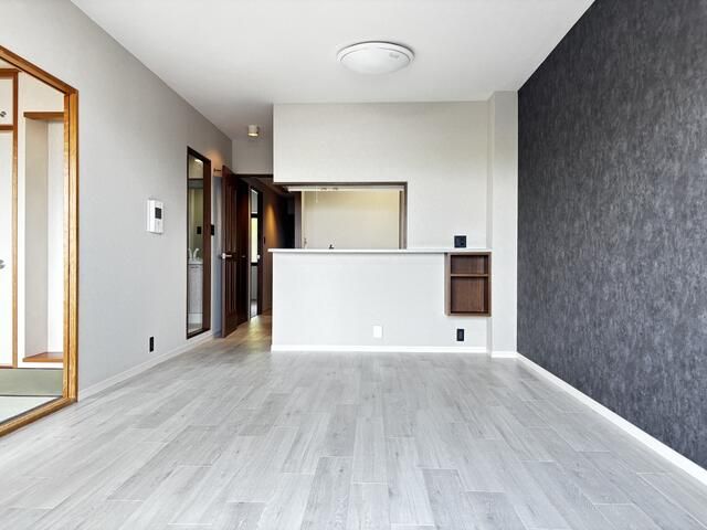 Renovated 3LDK Apartment in Otsu, Shiga for Sale - Thumbnail 4