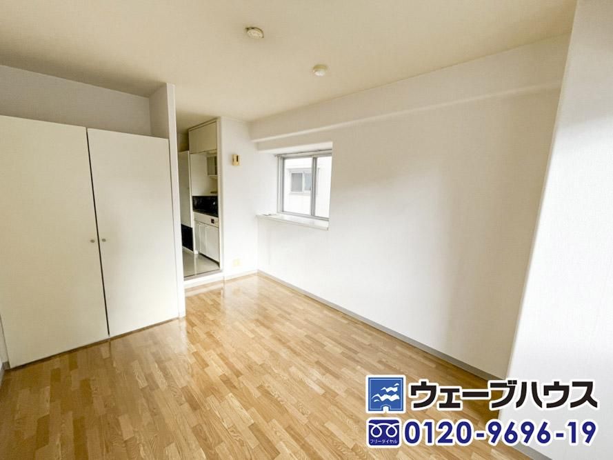1K Apartment for Sale in Ōtomo, Okayama City - 2.97 Million Yen - Thumbnail 2