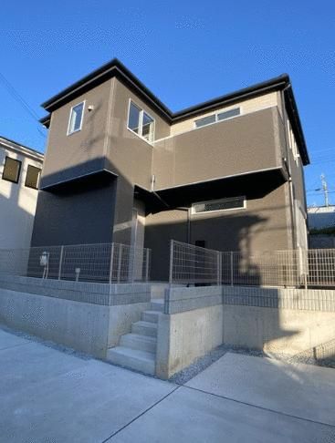 New 3LDK House for Sale in Takatsuki, Osaka - Seismic Grade 3 - Image 1