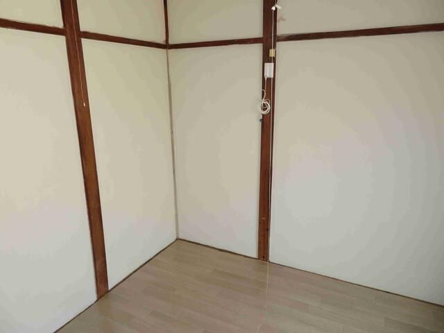 1K Apartment for Rent in Machida, Tokyo - 18,000 Yen - Thumbnail 4