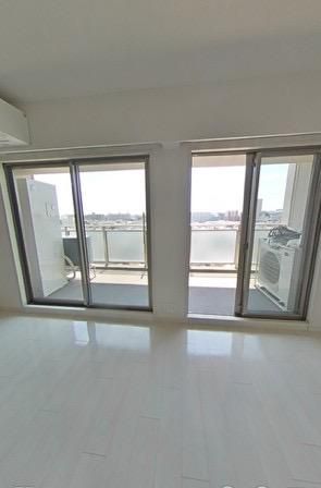 Renovated 3LDK Apartment for Sale in Koto, Tokyo - Thumbnail 2